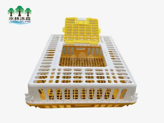 What are the benefits of plastic turnover cages for poultry houses?